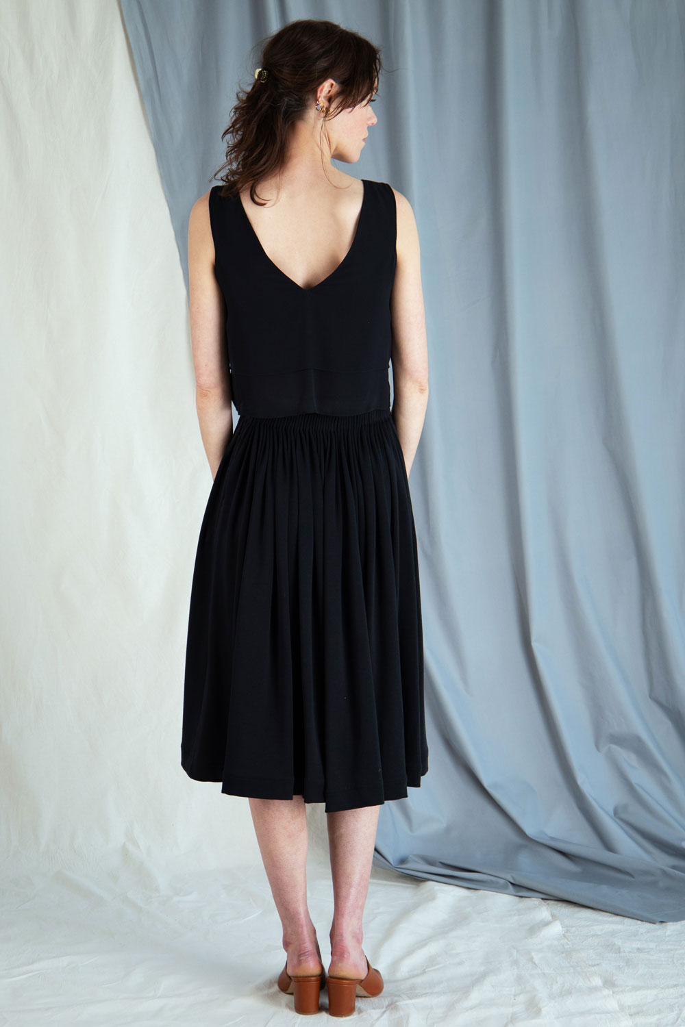 Pleated jersey skirt with embroidery - Black in XS by VIMPELOVA