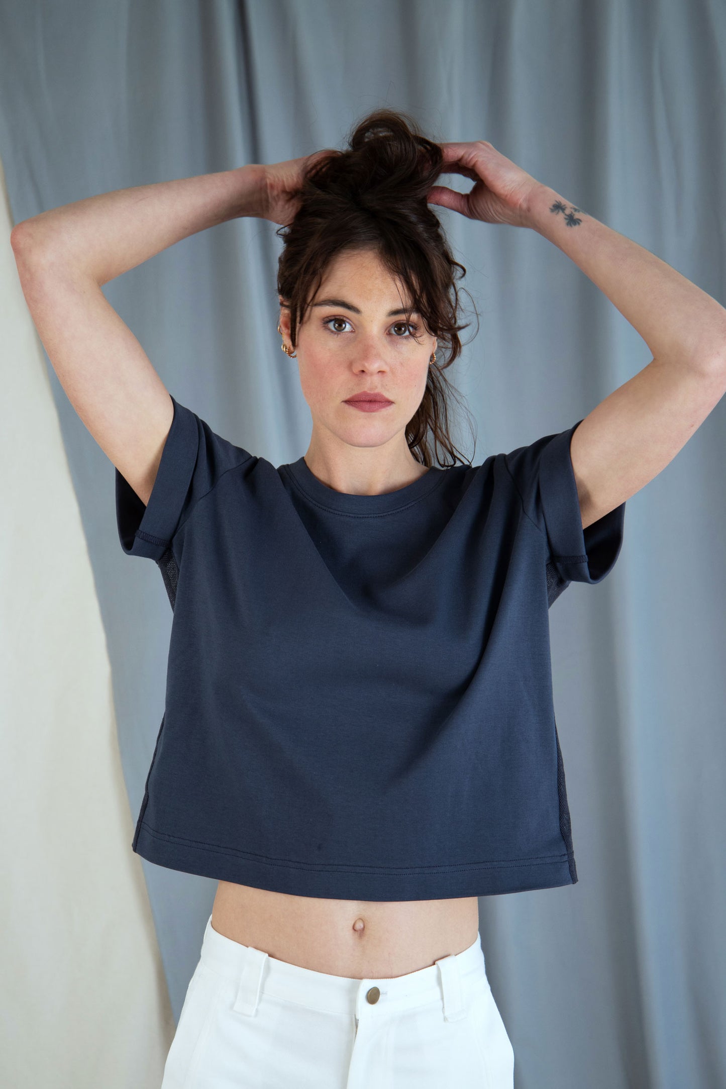 T-shirt with mesh back - Slate blue in  XS by VIMPELOVA