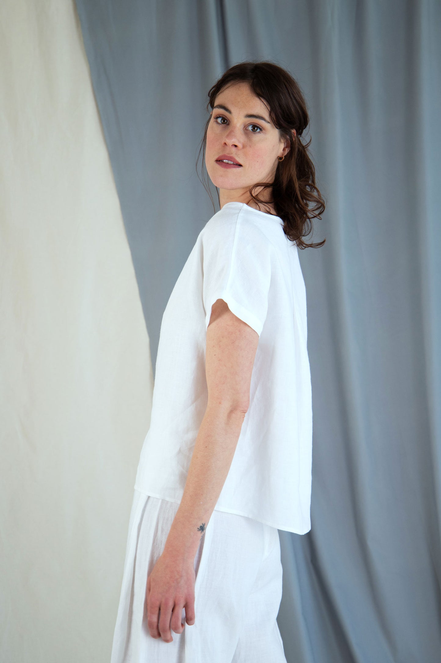 Drop shoulder linen top - White in XS by VIMPELOVA
