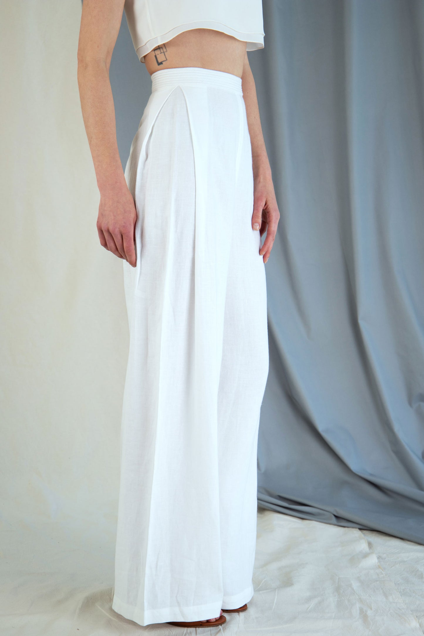 High-rise linen trousers - White in XS by VIMPELOVA