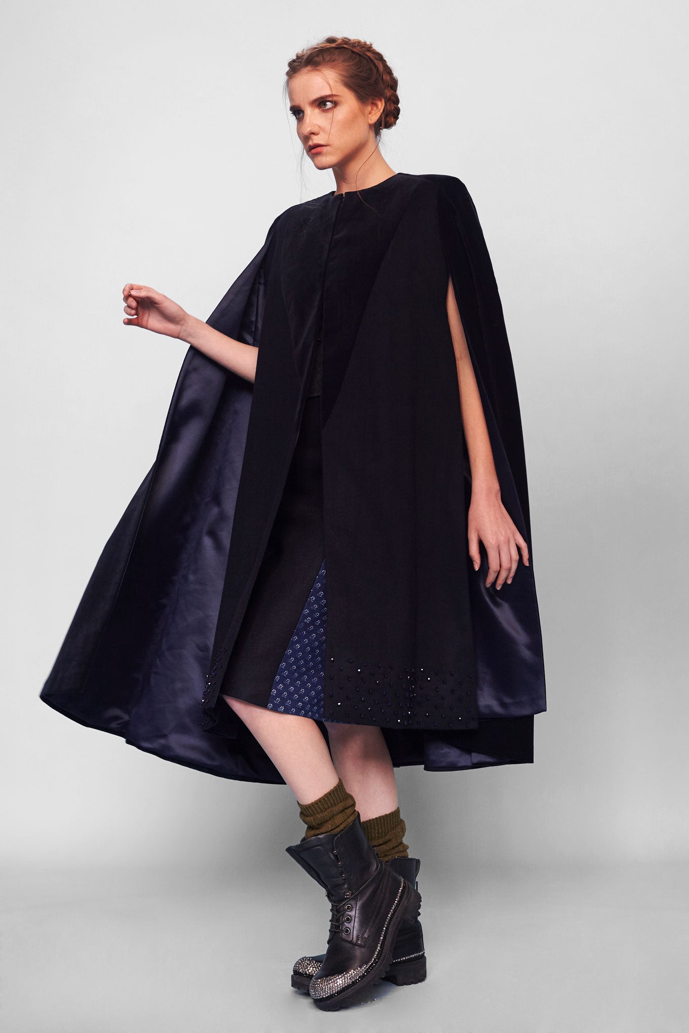 VILMA embroidered wool cape - Navy